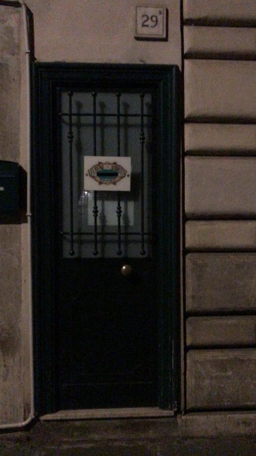 Flann O'Brien Rooms Ρώμη Εξωτερικό φωτογραφία