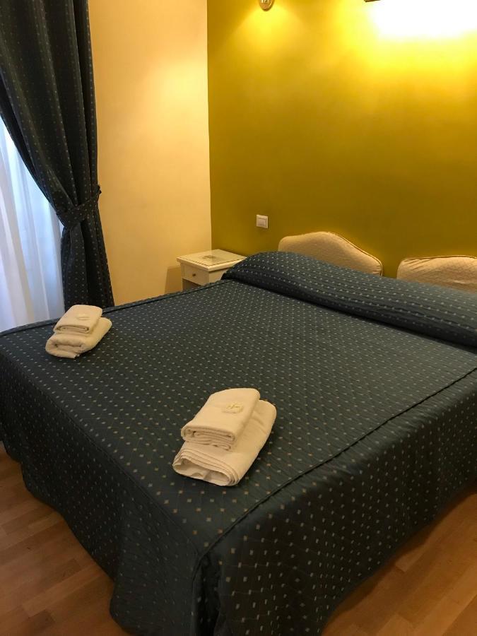 Flann O'Brien Rooms Ρώμη Εξωτερικό φωτογραφία